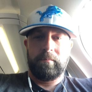 Meet your Posher, Travis